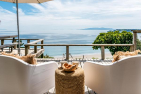 The View - Coast & Country, Onetangi